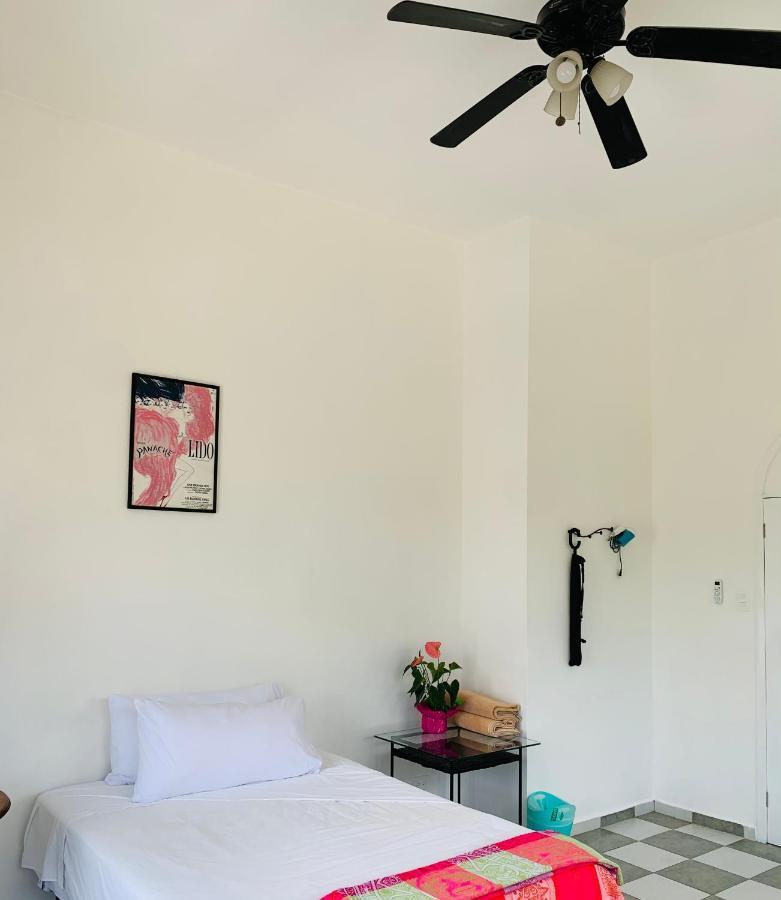 Bed and Breakfast The Quetzal à Cancún Extérieur photo