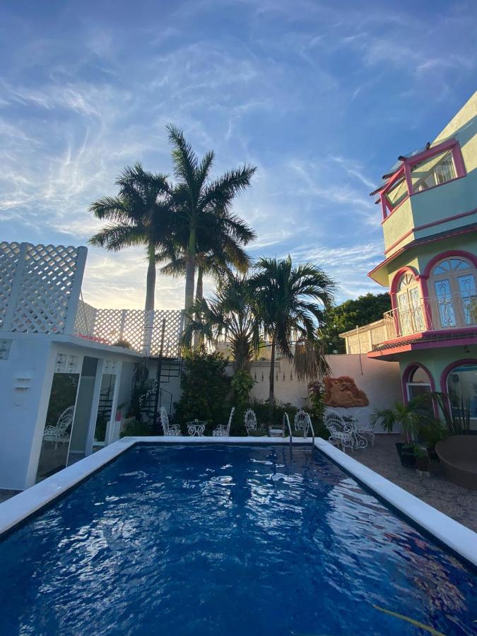 Bed and Breakfast The Quetzal à Cancún Extérieur photo