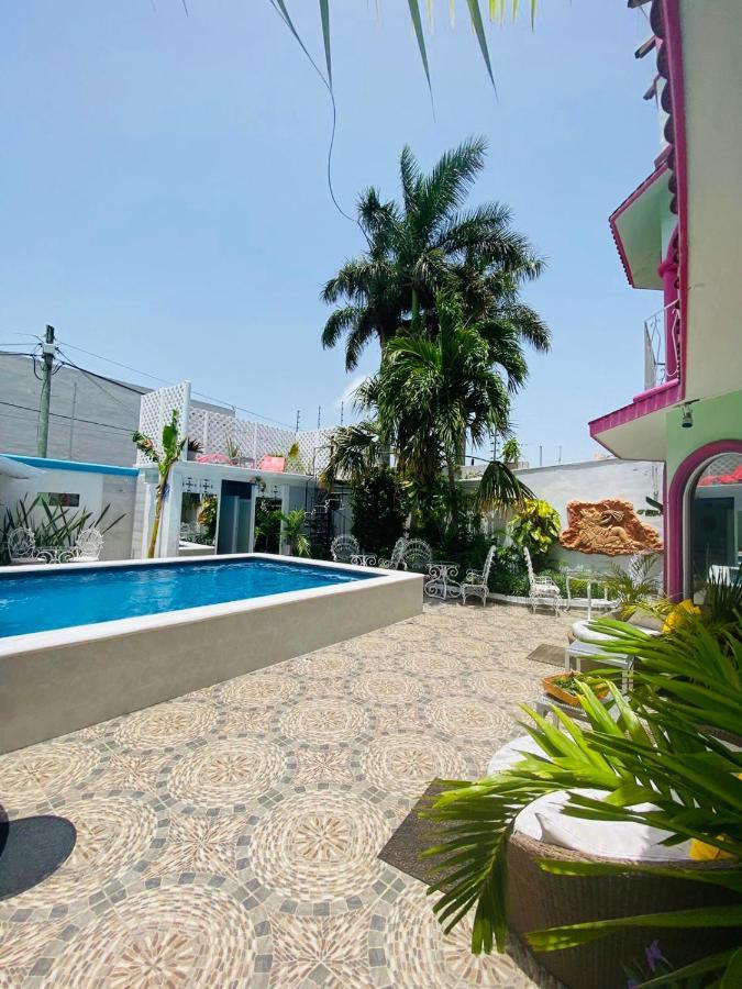 Bed and Breakfast The Quetzal à Cancún Extérieur photo